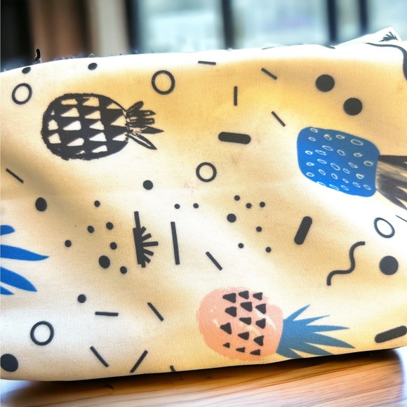 HotStyle Drawstring Mini Backpack White w/Cute Pineapples 3 Zipper Pockets - Picture 7 of 7